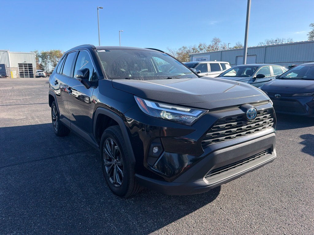 2024 Toyota RAV4 Hybrid XLE Premium