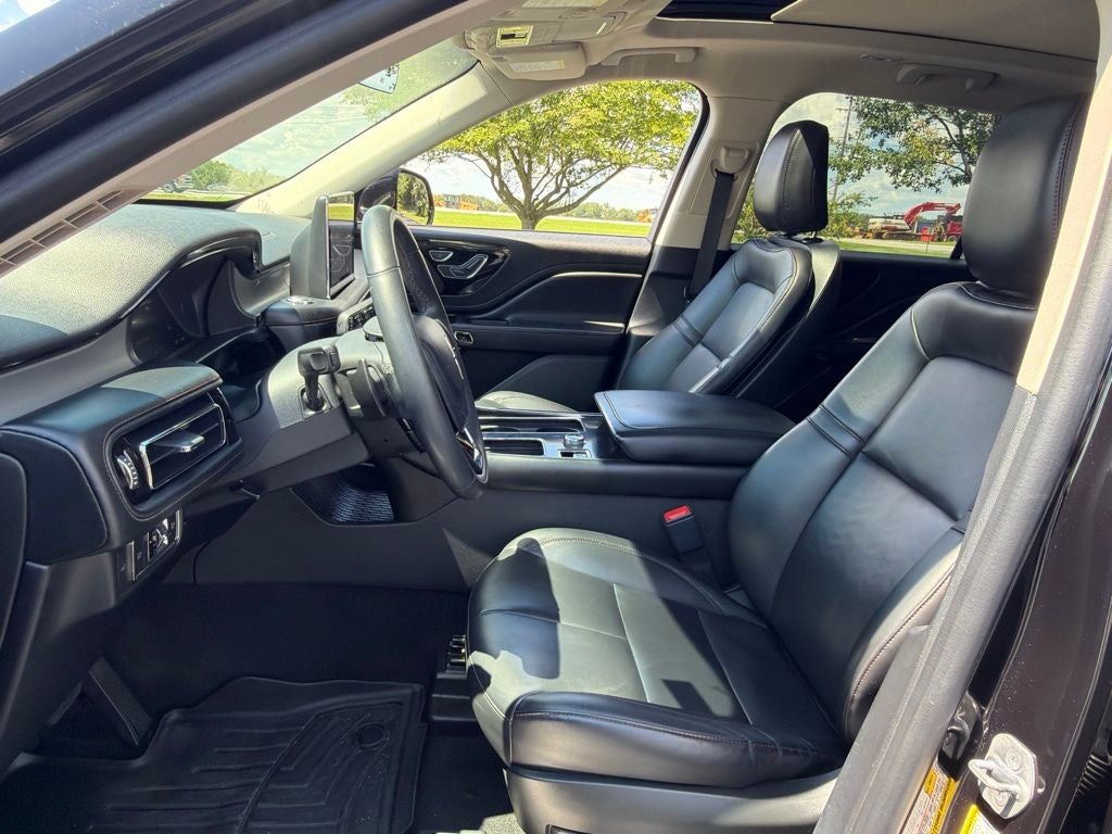 2023 Lincoln Aviator Standard