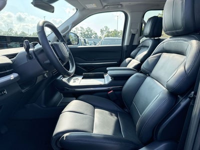 2027 Lincoln Navigator L Reserve