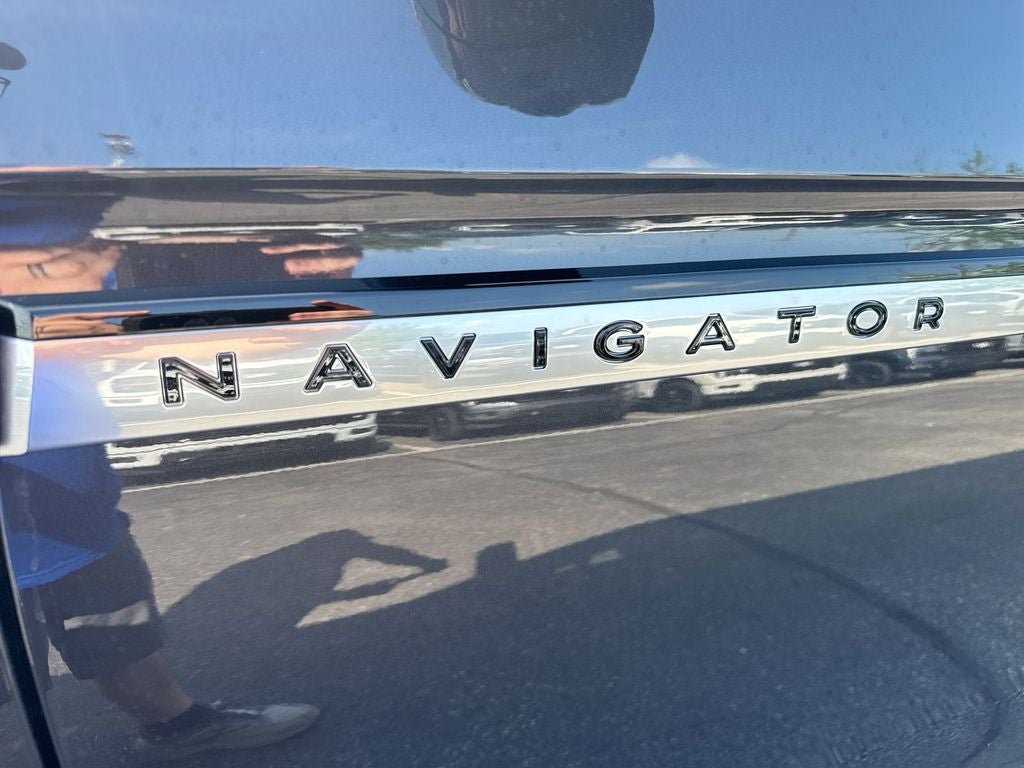 2027 Lincoln Navigator L Reserve
