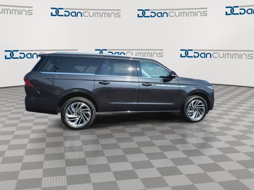 2027 Lincoln Navigator L Reserve