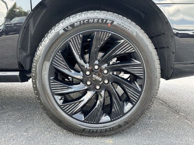 2027 Lincoln Navigator L Reserve