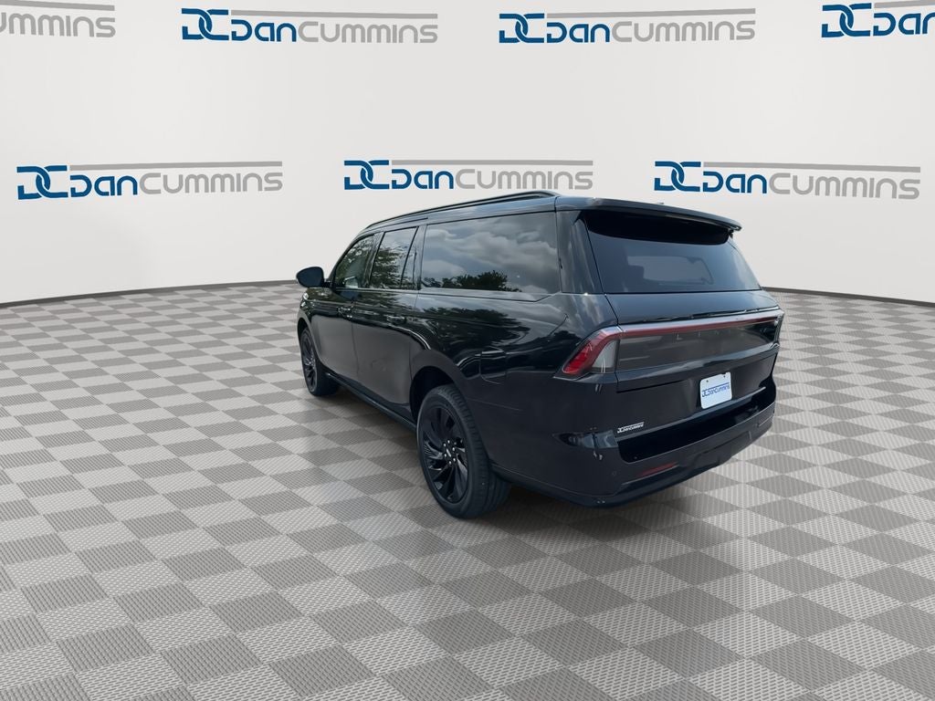 2027 Lincoln Navigator L Reserve