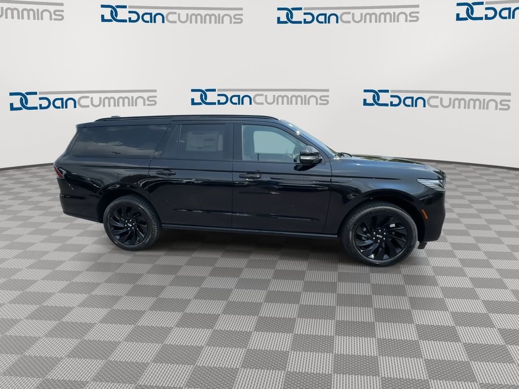 2027 Lincoln Navigator L Reserve