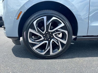 2027 Lincoln Navigator L Reserve