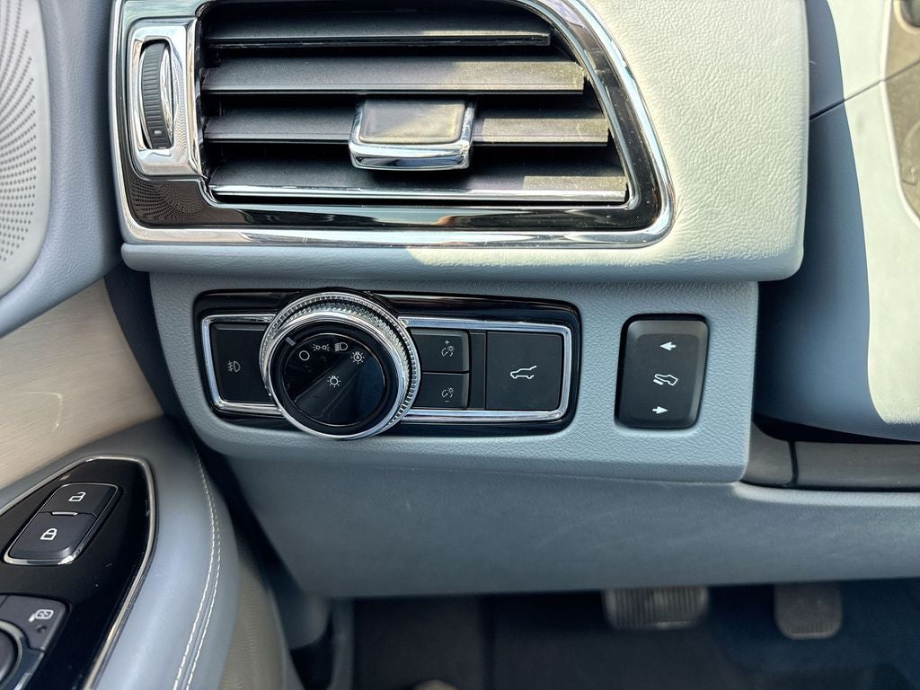 2020 Lincoln Navigator L Black Label