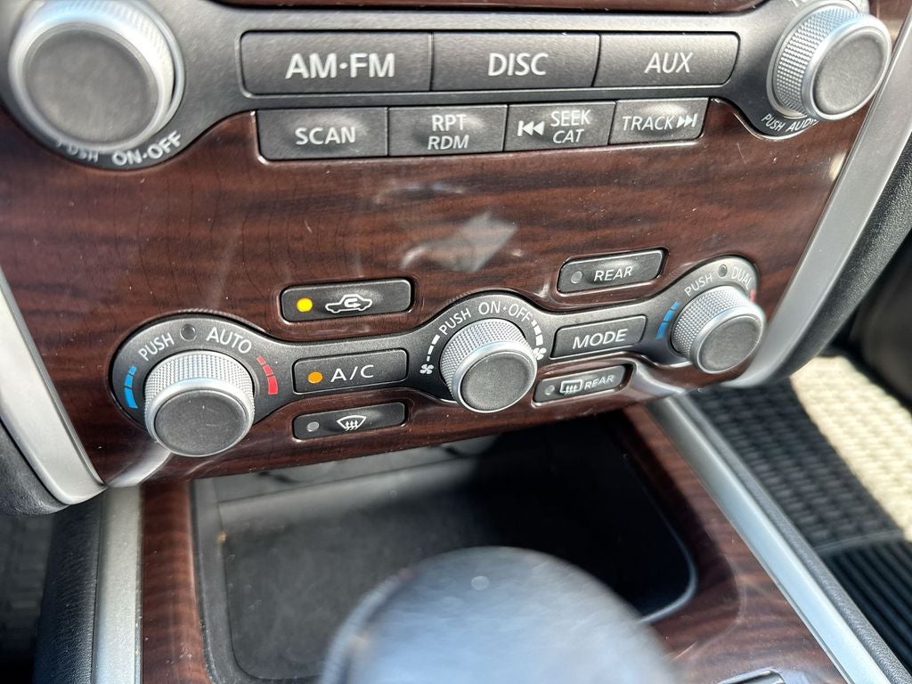 2015 Nissan Pathfinder SL