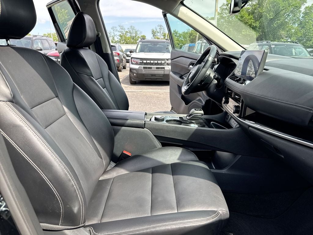 2024 Nissan Rogue SL