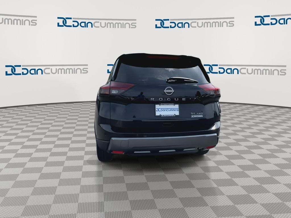 2024 Nissan Rogue SL