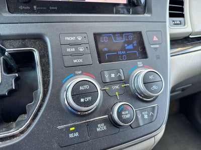 2016 Toyota Sienna XLE Premium