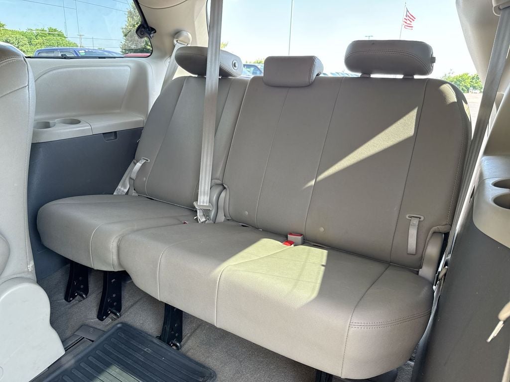 2016 Toyota Sienna XLE Premium