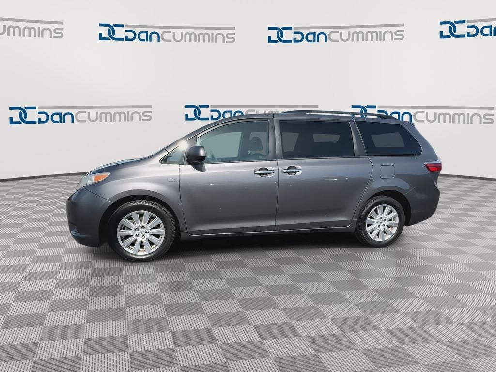 2017 Toyota Sienna XLE