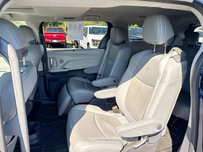 2021 Toyota Sienna Limited