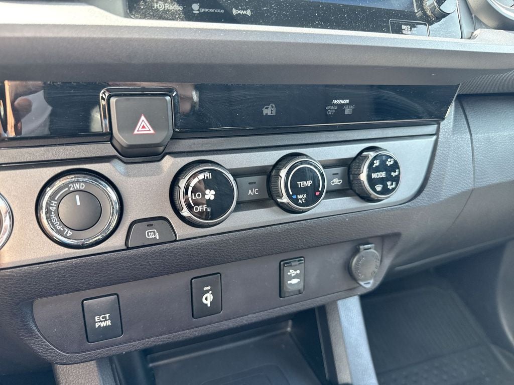 2017 Toyota Tacoma Base