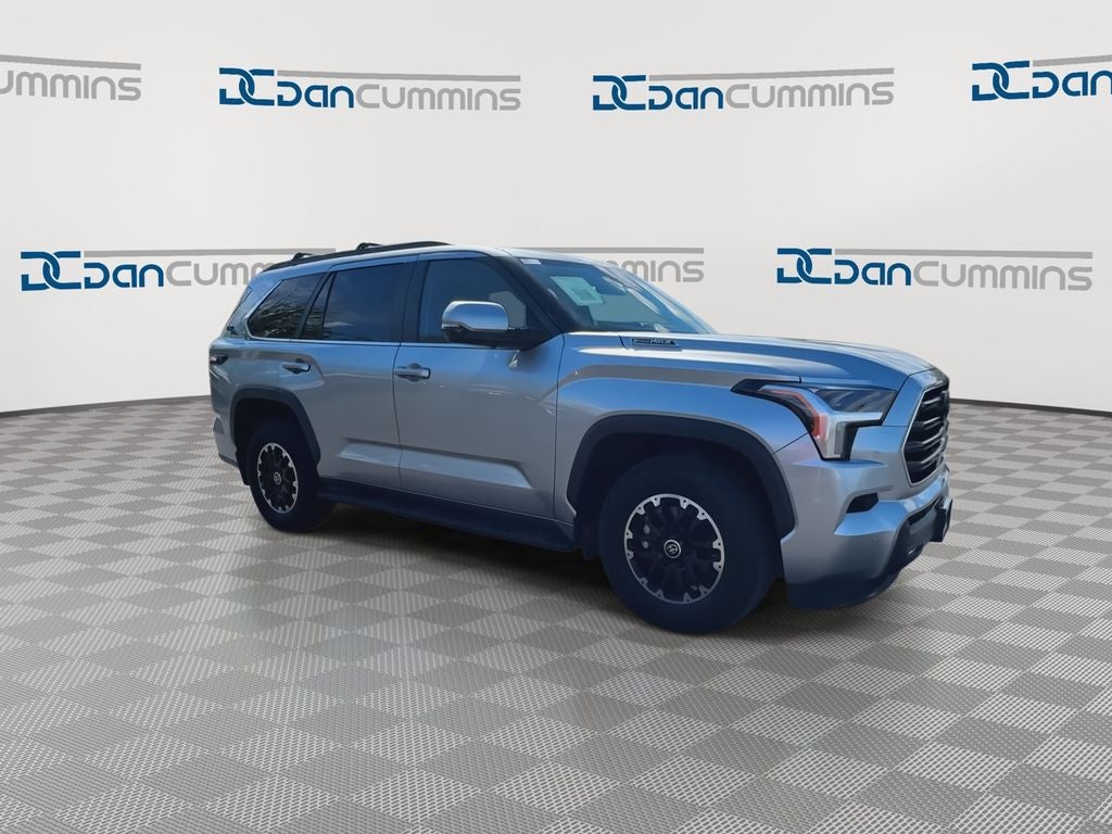2024 Toyota Sequoia SR5