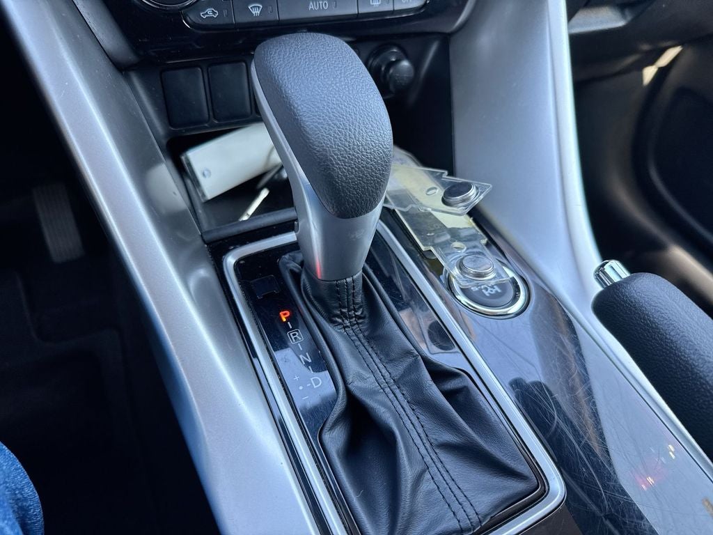 2024 Mitsubishi Eclipse Cross LE