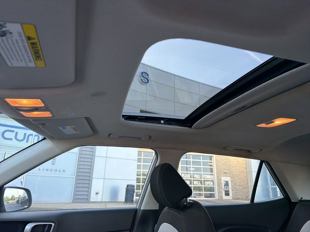 2023 Hyundai Venue SEL