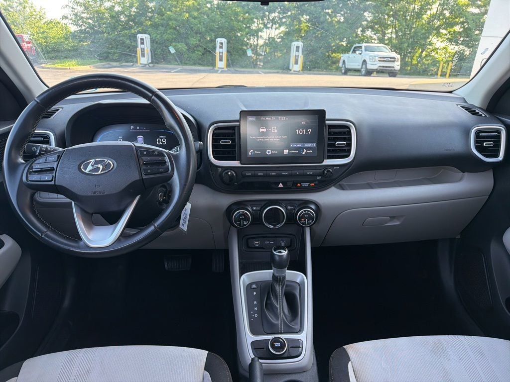 2023 Hyundai Venue SEL