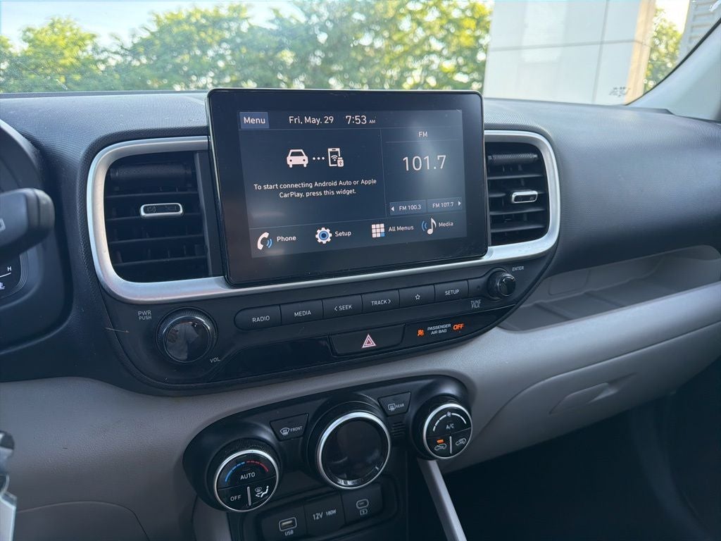2023 Hyundai Venue SEL