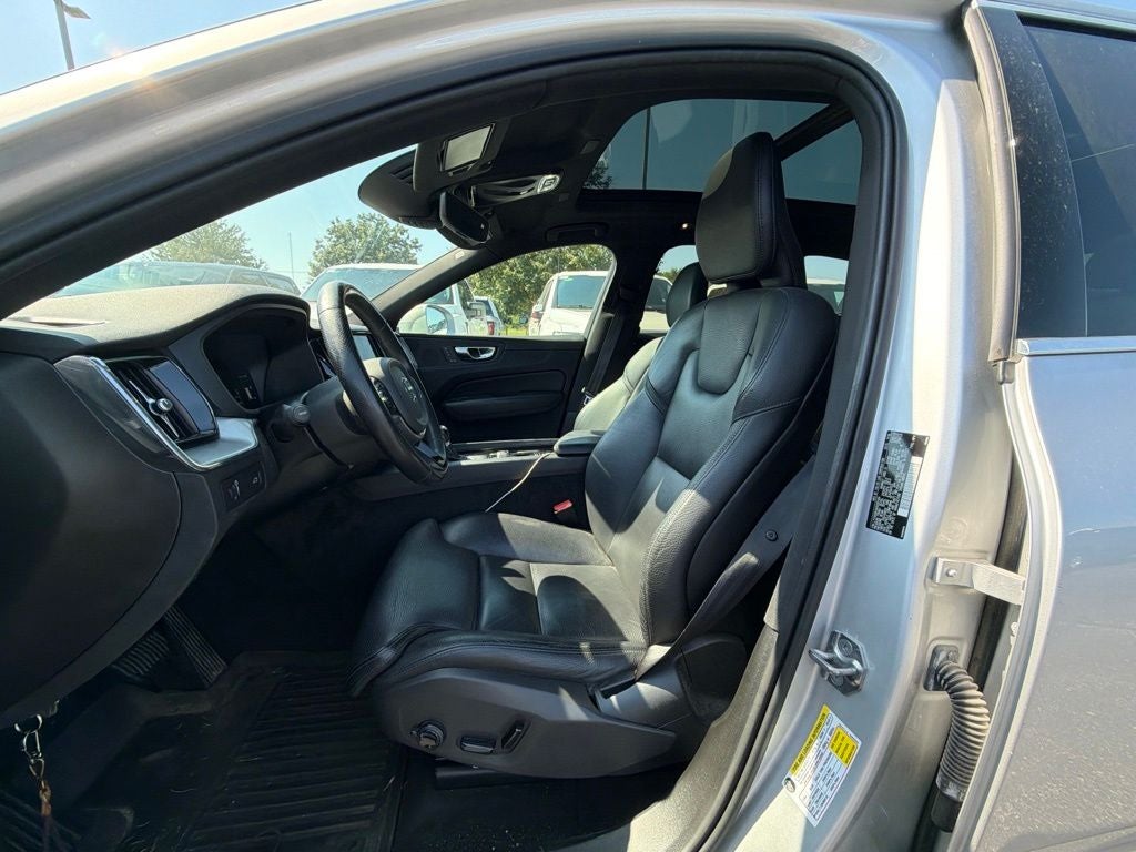 2019 Volvo XC60 T5 Momentum