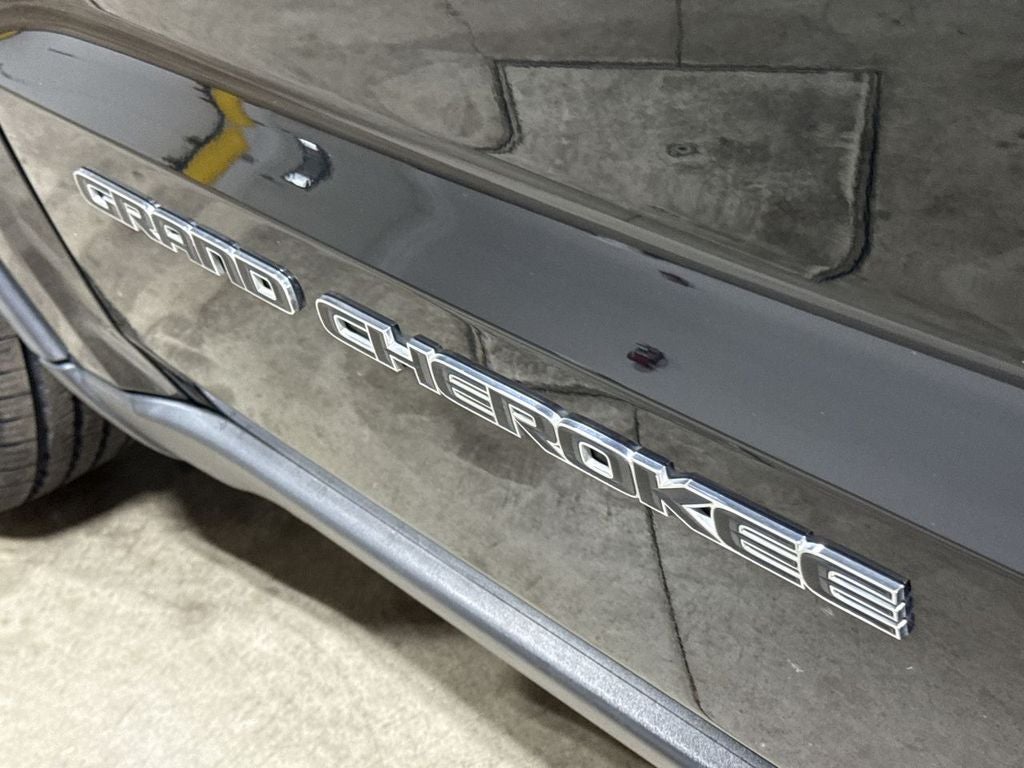 2019 Jeep Grand Cherokee Laredo