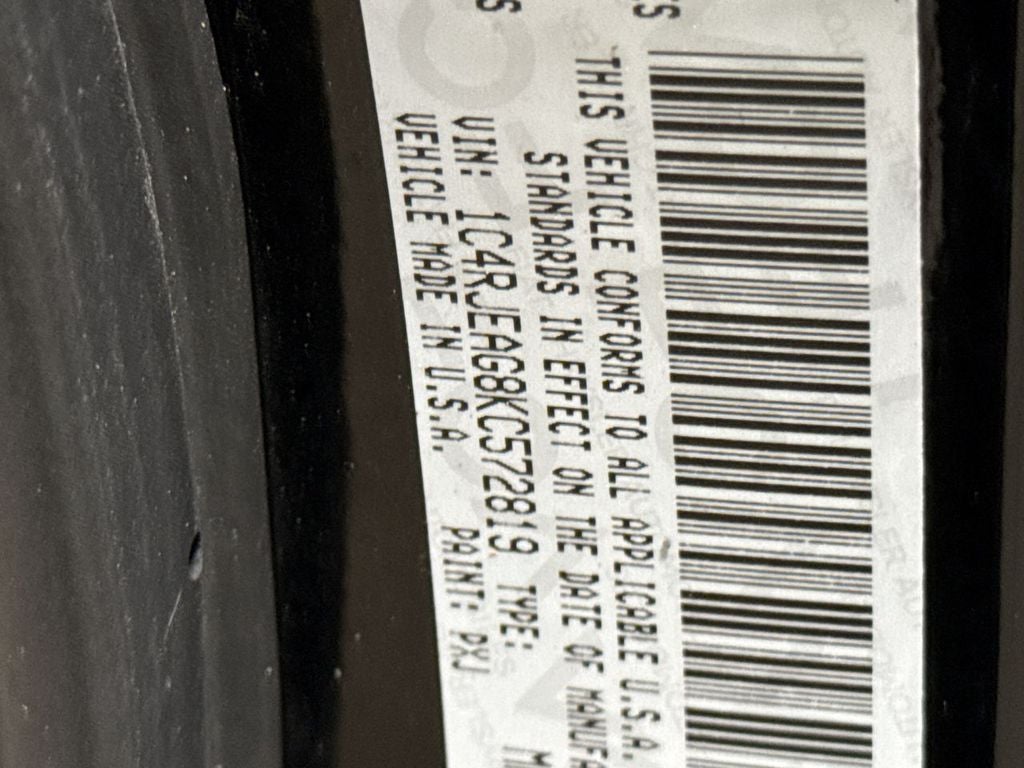 2019 Jeep Grand Cherokee Laredo