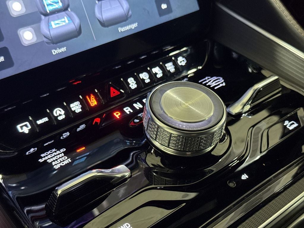 2025 Jeep Grand Wagoneer Series III