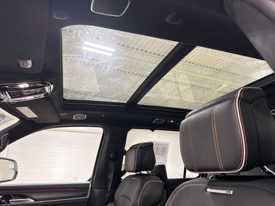 2025 Jeep Grand Wagoneer Series III