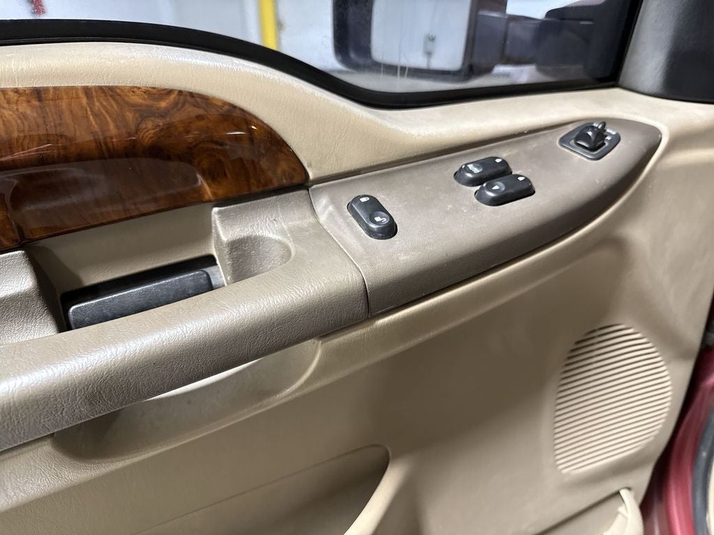 2003 Ford F-250SD Lariat