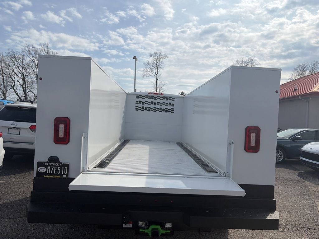 2024 Chevrolet Silverado 4500HD Work Truck