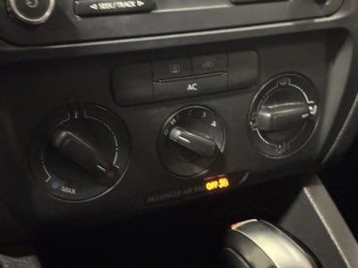 2012 Volkswagen Jetta 2.0L Base