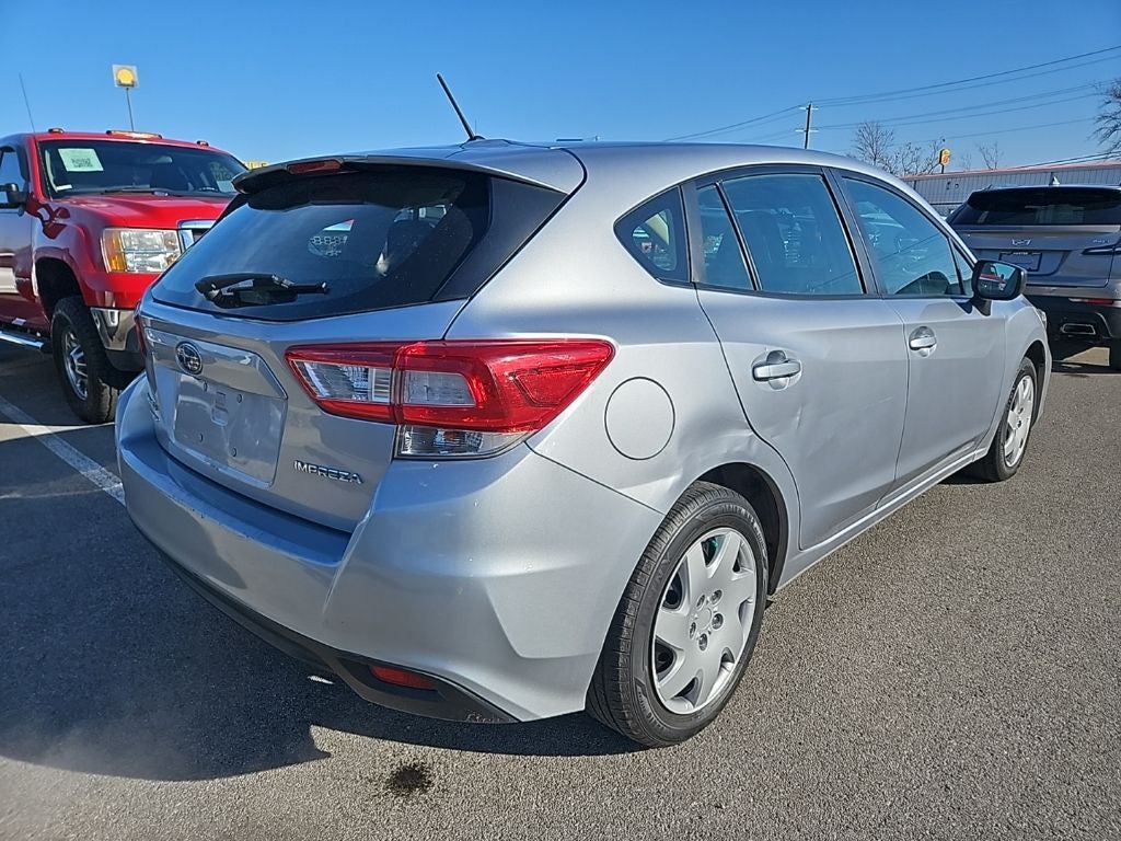2019 Subaru Impreza 2.0i