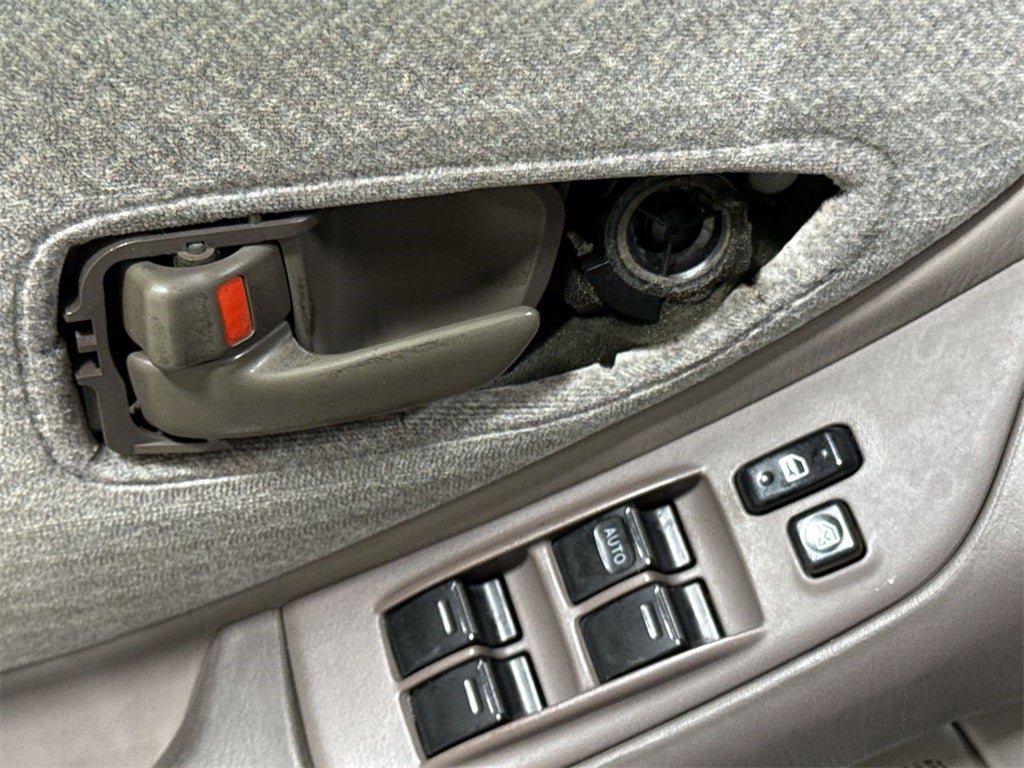 1998 Toyota Avalon XL