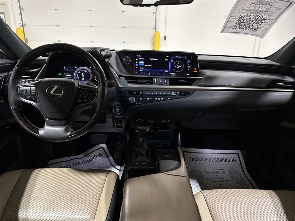 2021 Lexus ES 300h