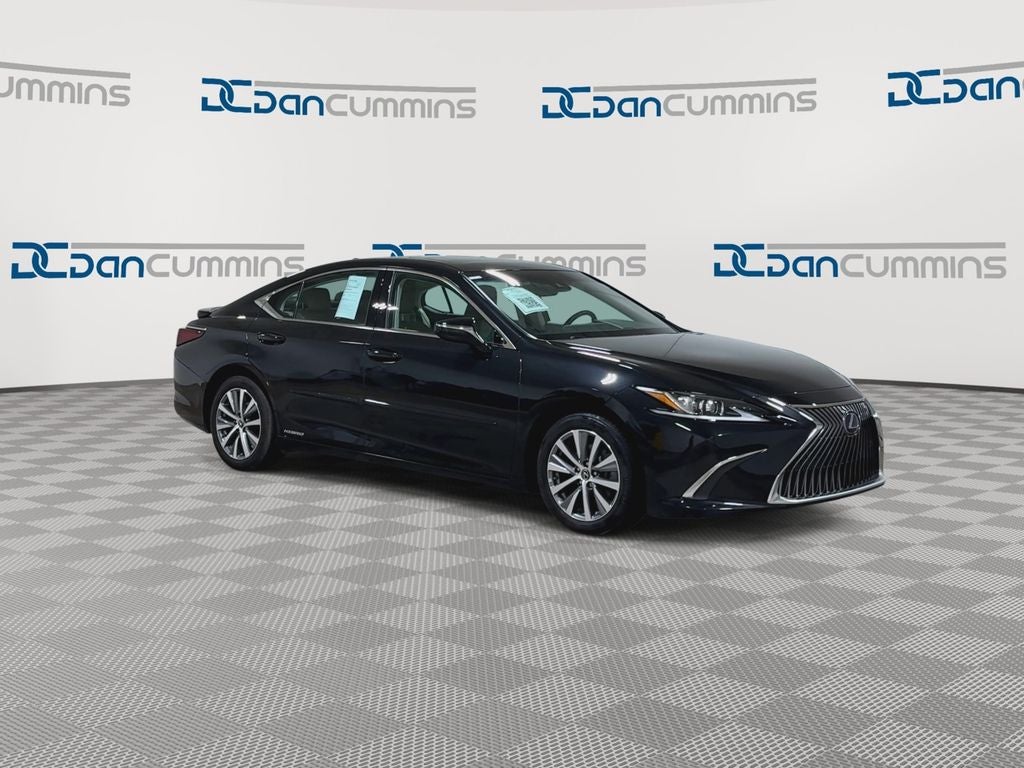 2021 Lexus ES 300h