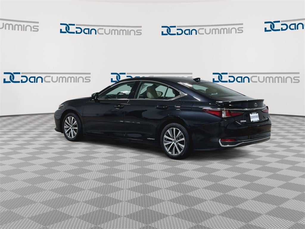 2021 Lexus ES 300h