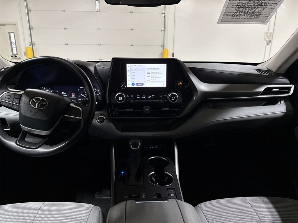 2023 Toyota Highlander Hybrid LE