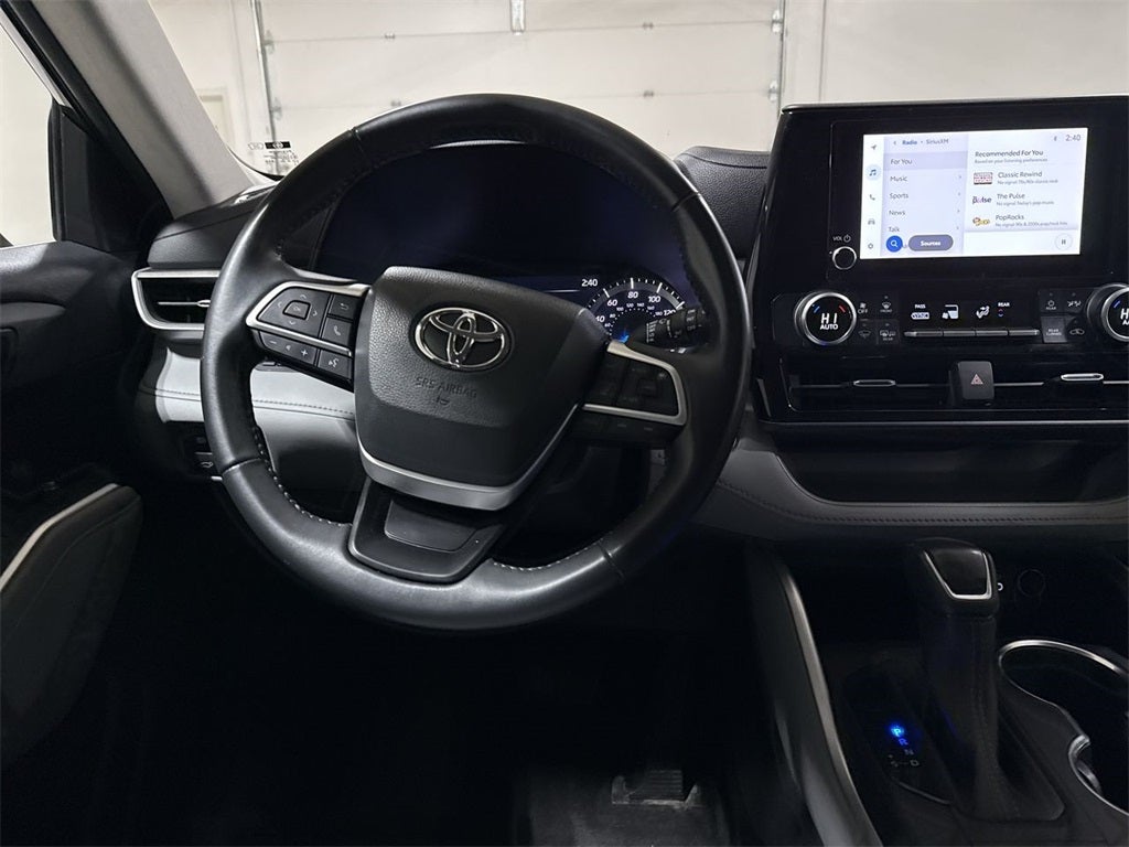 2023 Toyota Highlander Hybrid LE