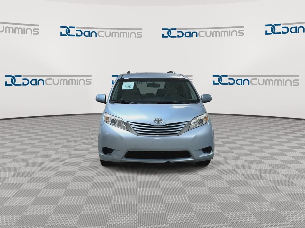 2016 Toyota Sienna L