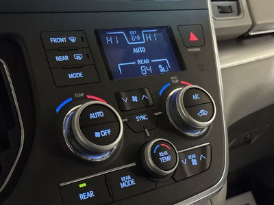 2015 Toyota Sienna L