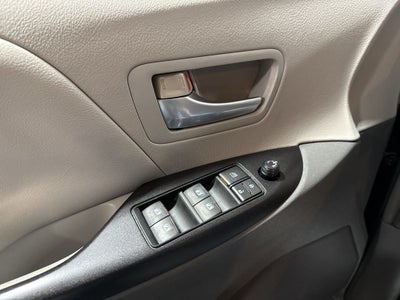 2015 Toyota Sienna L