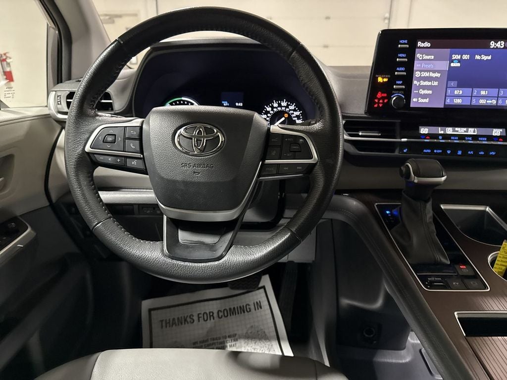 2024 Toyota Sienna XLE