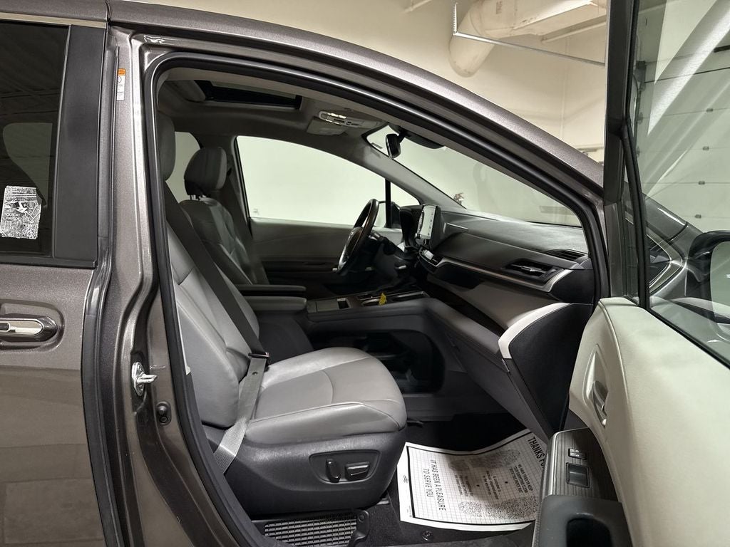 2024 Toyota Sienna XLE