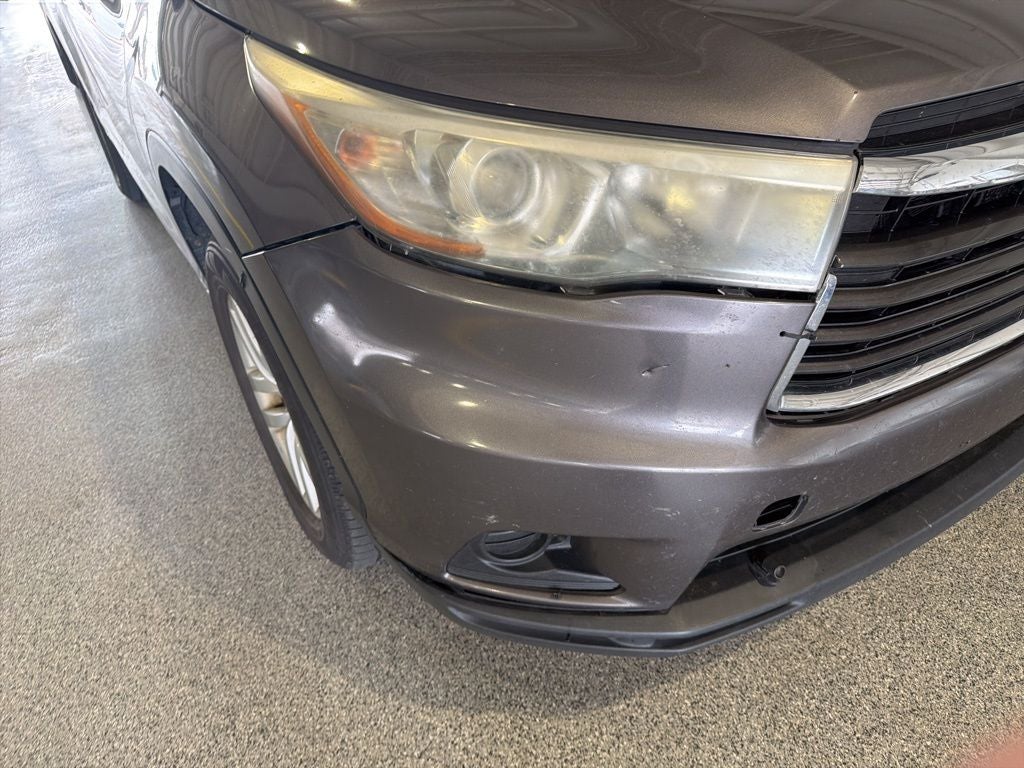 2015 Toyota Highlander LE