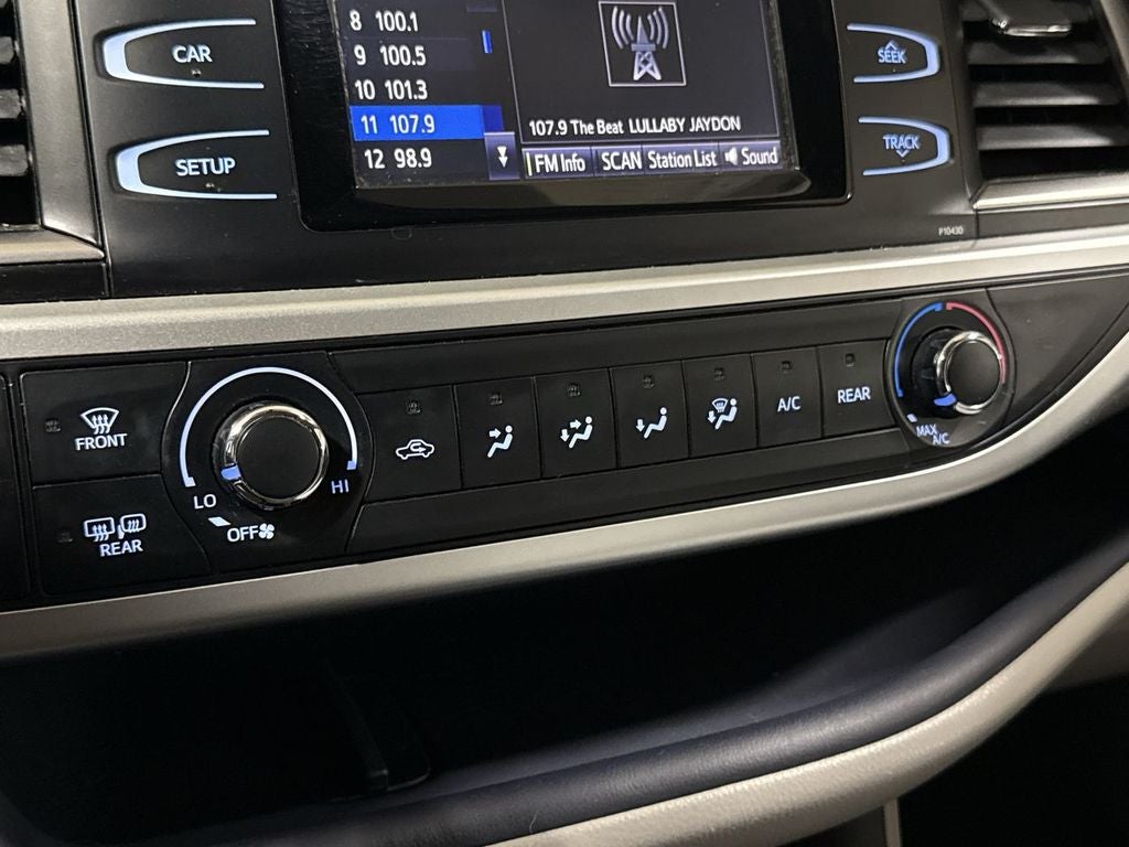 2015 Toyota Highlander LE