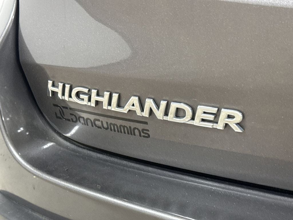 2015 Toyota Highlander LE