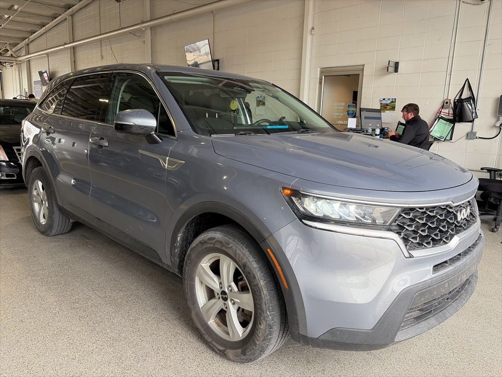 2022 Kia Sorento LX