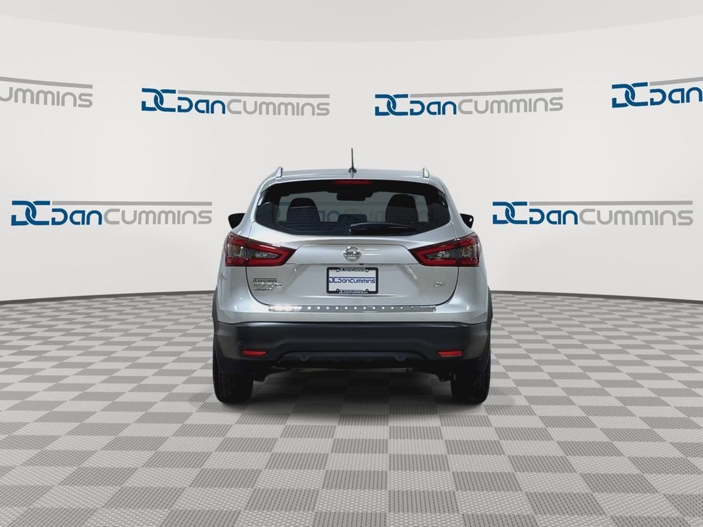 2020 Nissan Rogue Sport SV