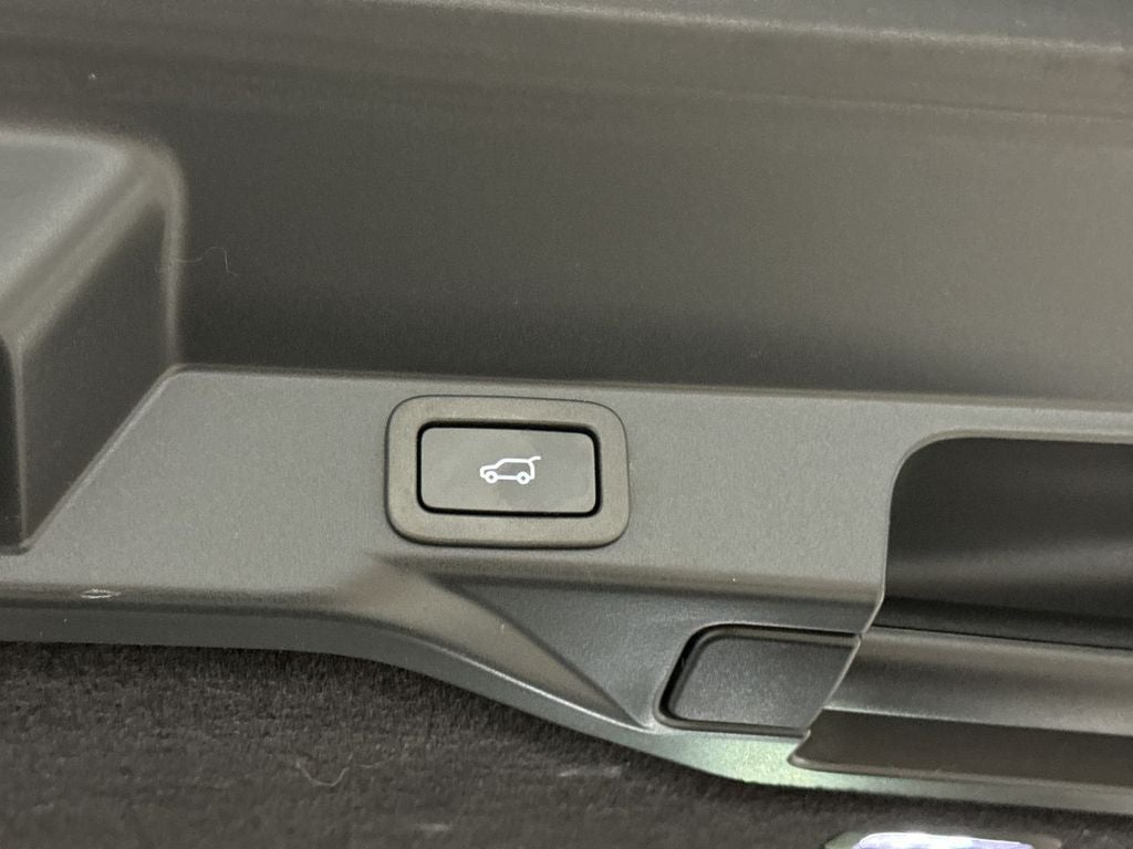 2021 Land Rover Range Rover Sport HSE Silver Edition