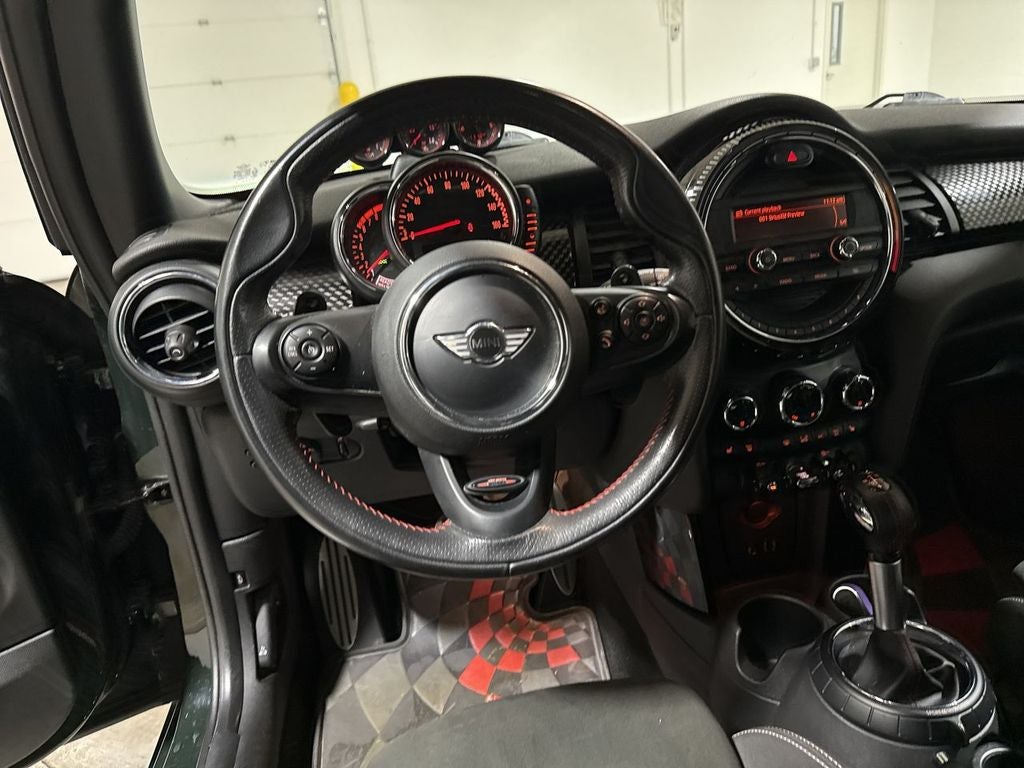 2016 MINI John Cooper Works Base